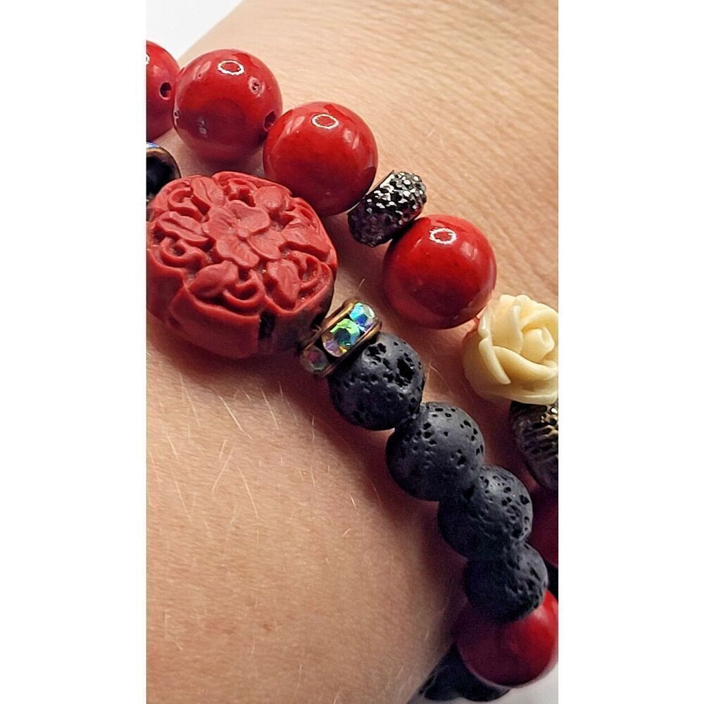Red and Black Carved Cinnabar Budda Rose Beaded Bracelets 7in